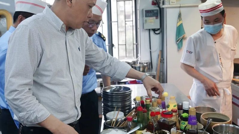 成都零食批发市场辣条批发，揭秘价格背后的秘密**